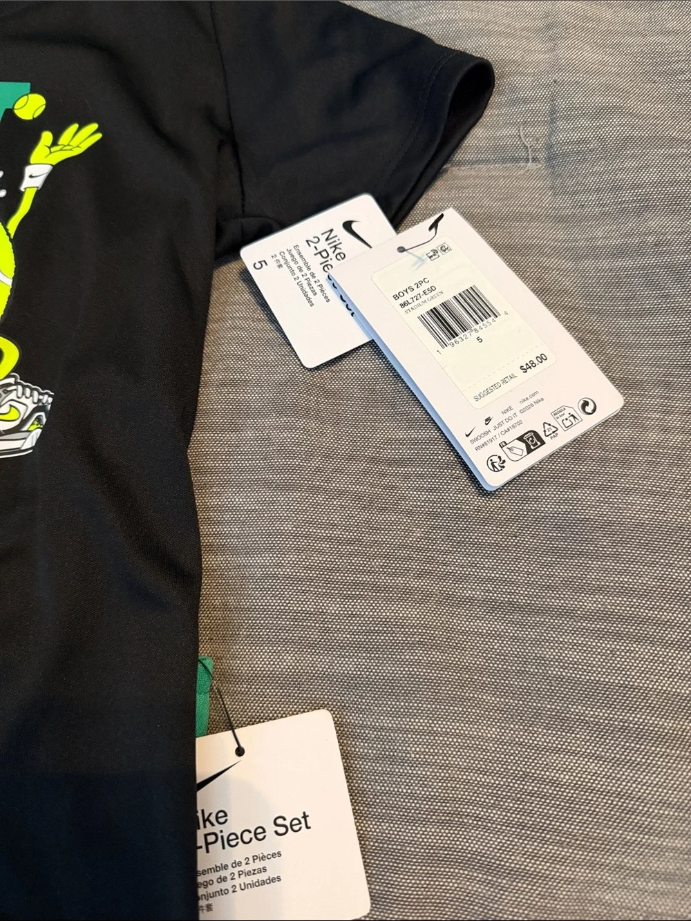 Nike Black & Green 'Just Do It' Tennis Graphic Kids Set